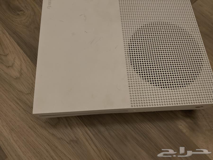 اكس بوكس وان إس نضيف بس يطلع صوت اول نص ساعه وبعدين يصير عا64587540528257111