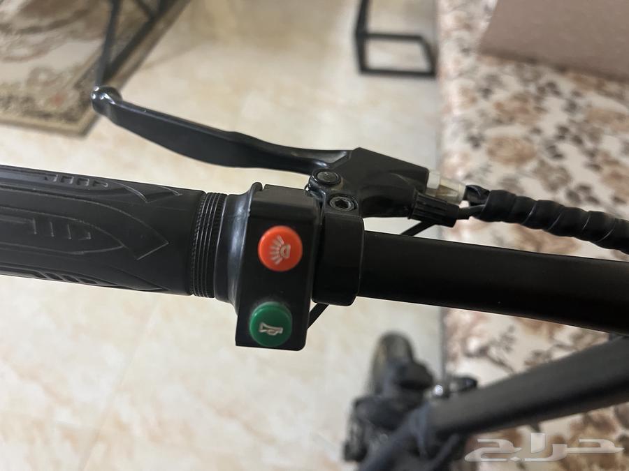 سكوتر كهربائي للبيع64585918243714111