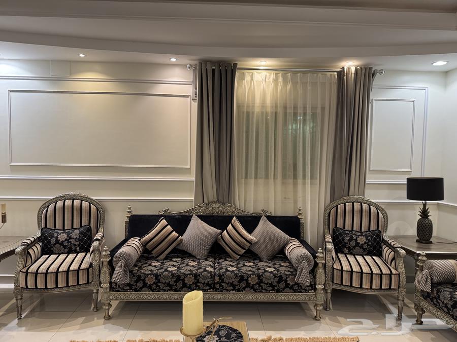 كنب بحاله جيده64586401557891113