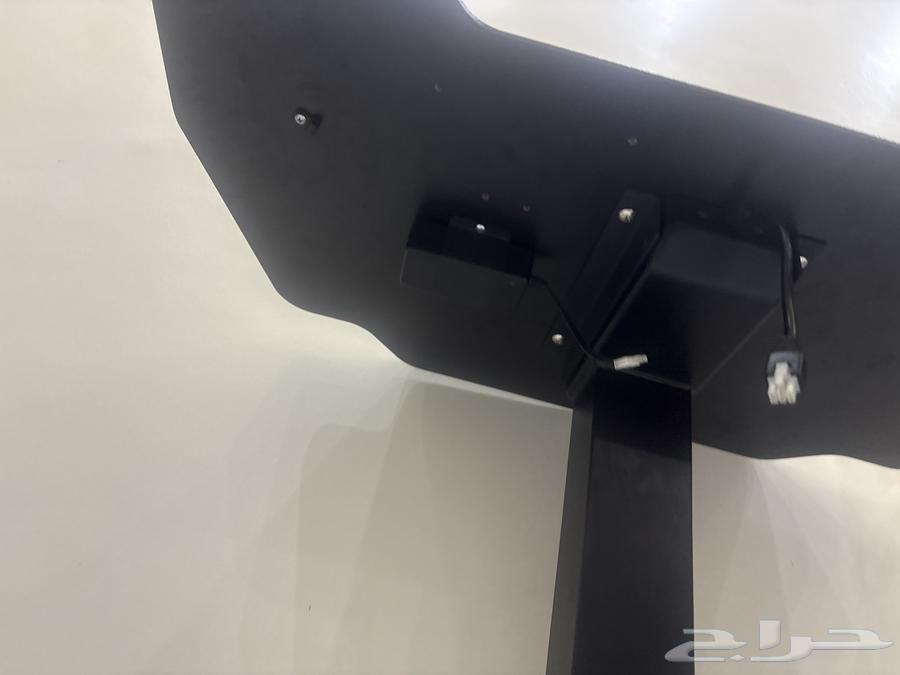 طاوله قيمنق64584883947777111