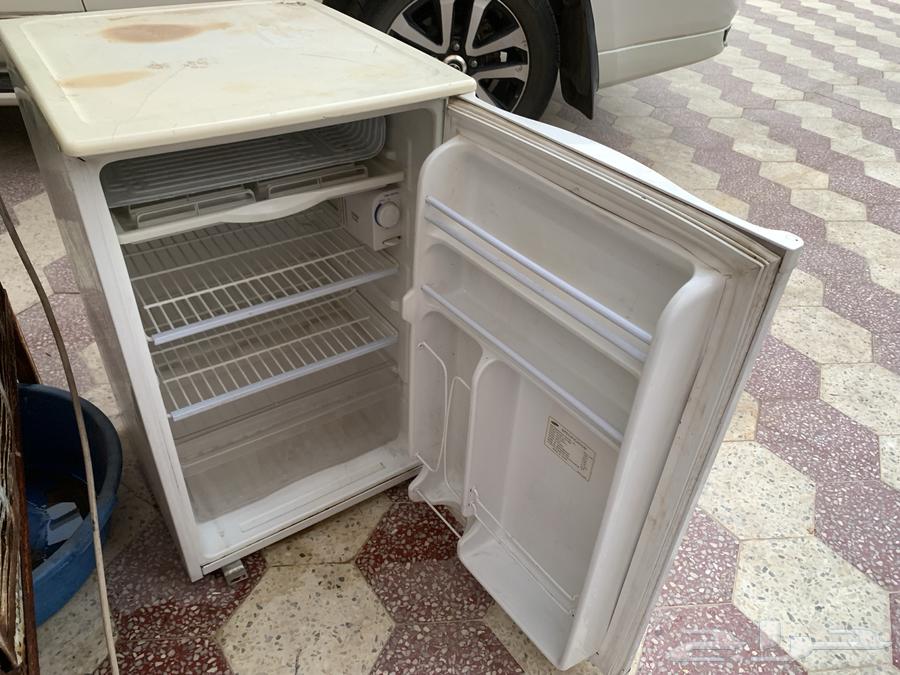 ثلاجه ومكيف وحمايه للبيت64584856036354112