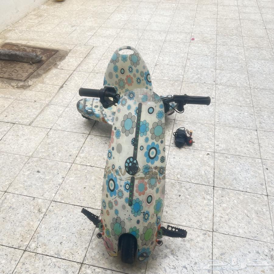 اسكوتر شغال شبه جديد64582725230467110