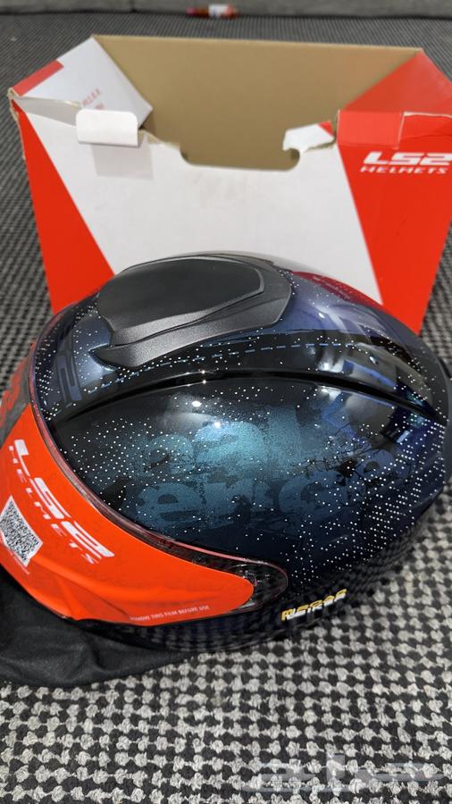 خوذة دراجه نارية LS264588086488962113