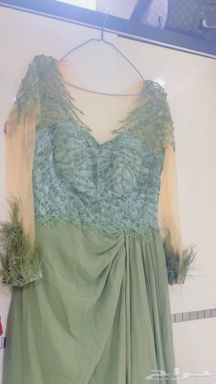 فساتين وكنب والاله قهوه64587864086147113