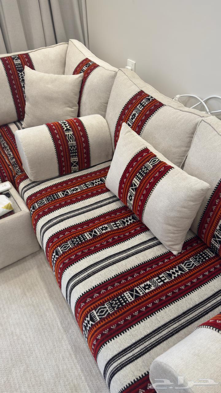 مجلس أرضي للبيع64585868950530110