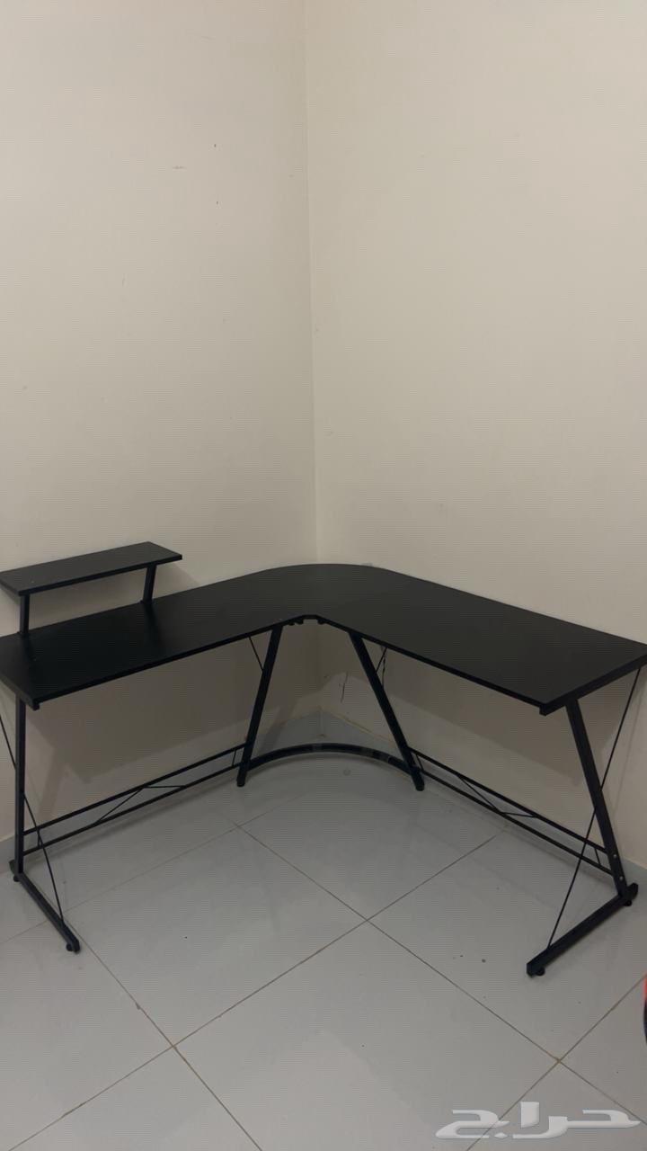 Gym table and chair with hidden LED underneath for light use64580622657922112