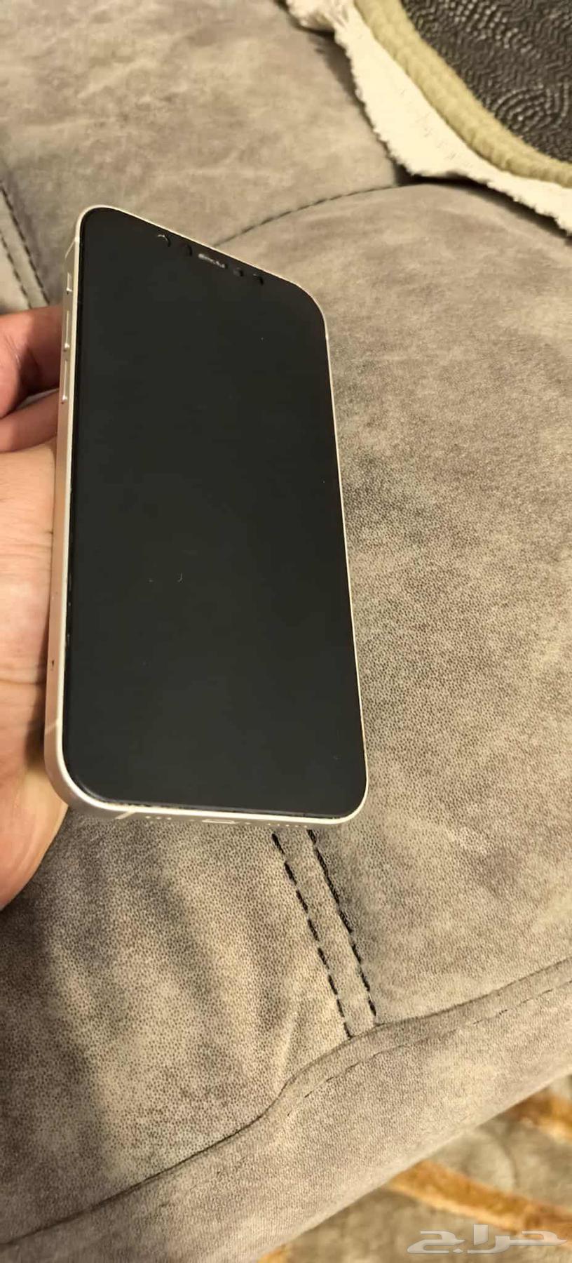 ايفون 12 للبيع64587789479043113