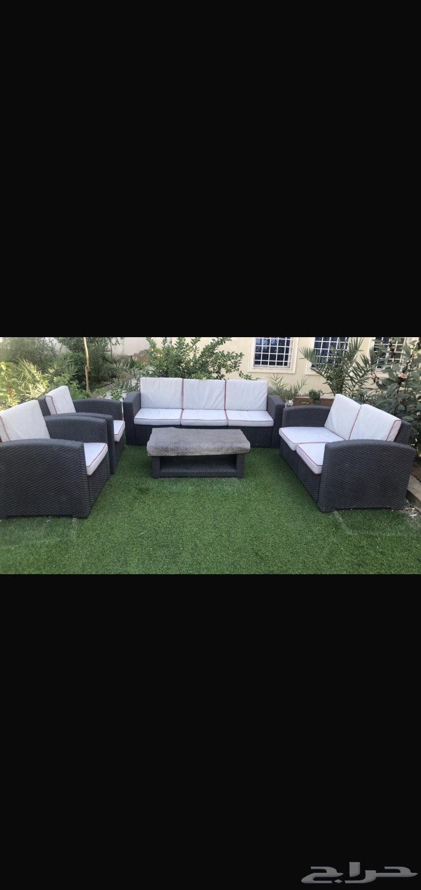 Complete outdoor seating set with cushions and table 2000 SAR64587565105793110
