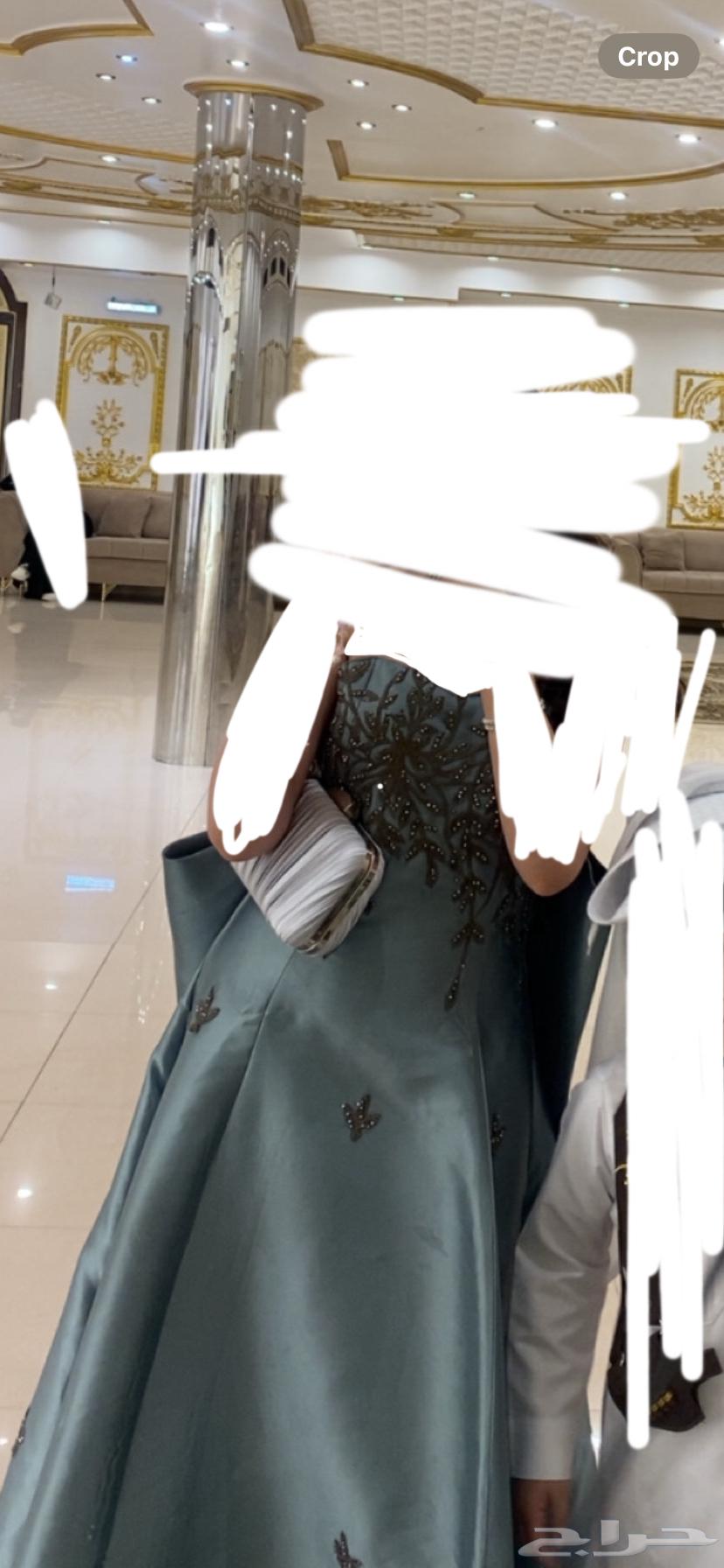 فستان مستعمل للبيع64580389924098112