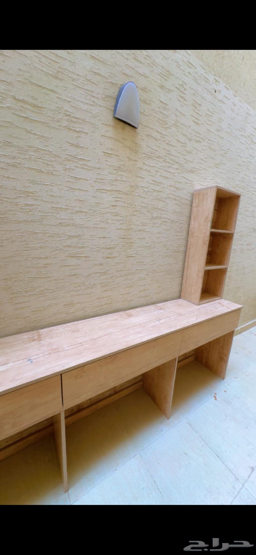 مكتب مدرسي مع ادراج تفصيل شبه جديد استخدام 8 شهور64582827225729112