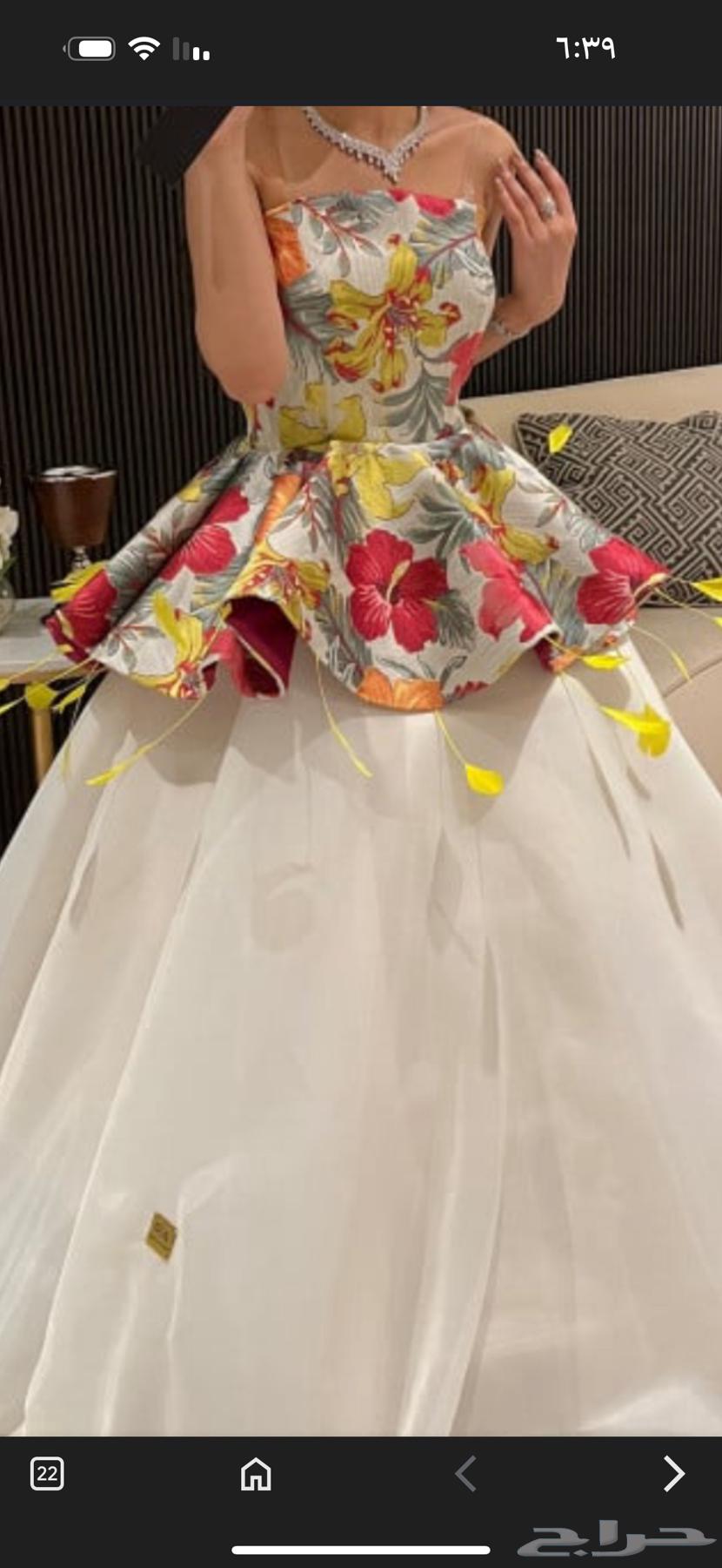 Raghad Al-Khateeb design dress size M, bought it for 1300, I want 700 for it64580130241795110