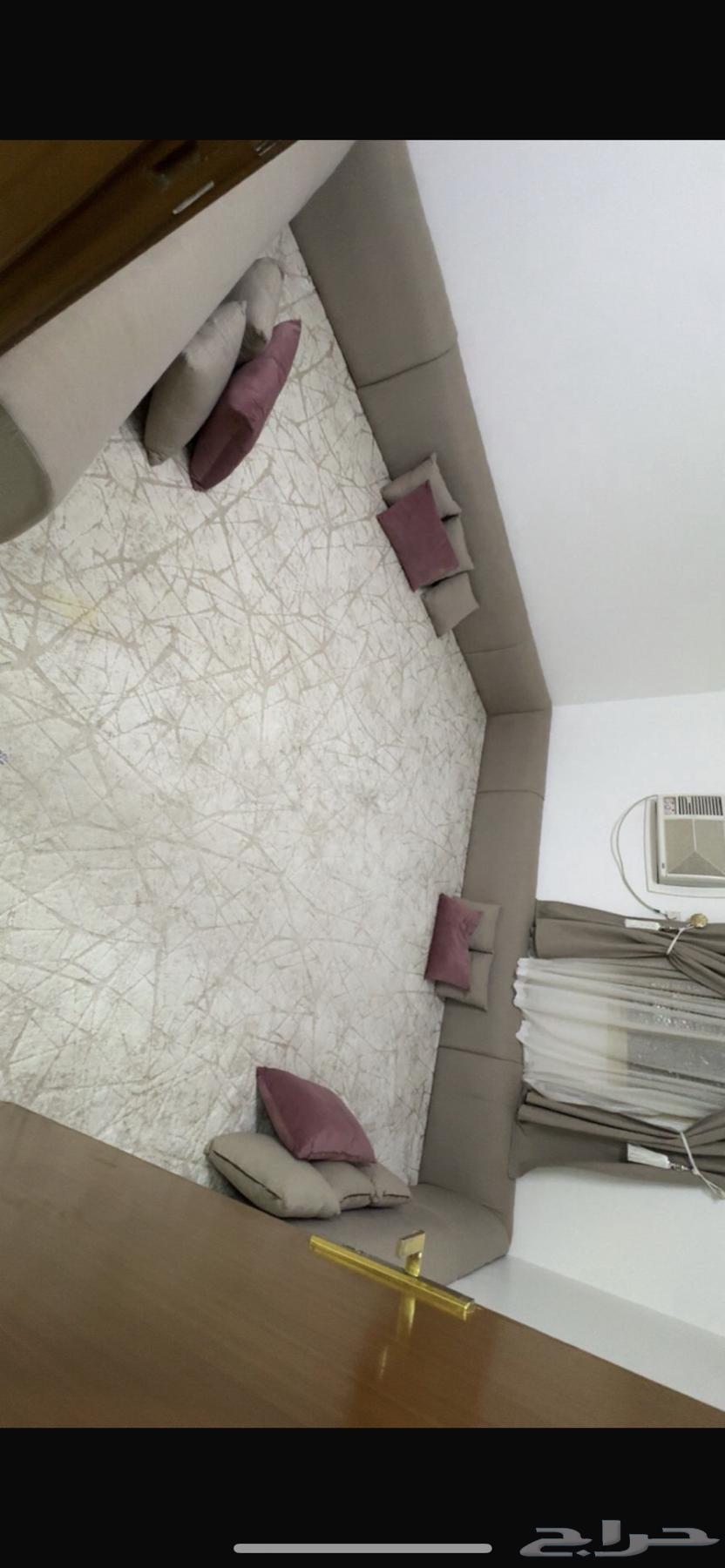 جلسة غرفة حريم نظيفه ب 300 ريال64585943084419110