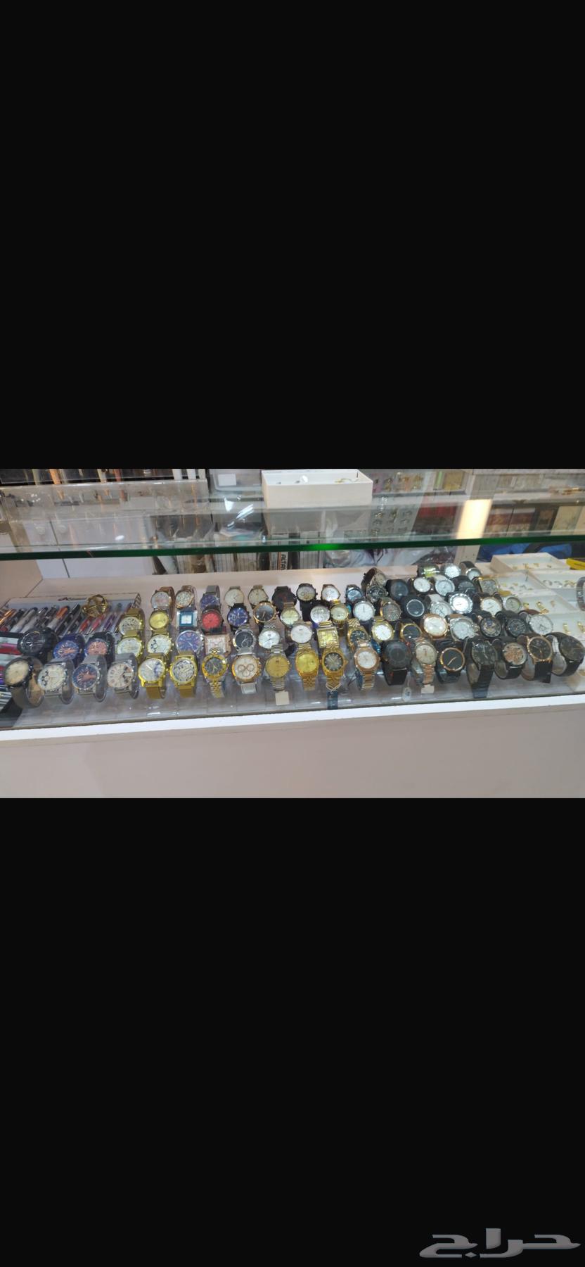 رفوف وديكورات محل ورد   للبيع64580417261826114