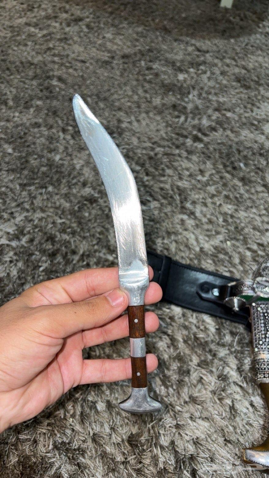 خنجر وتر شبيه الزراف64586997882753110