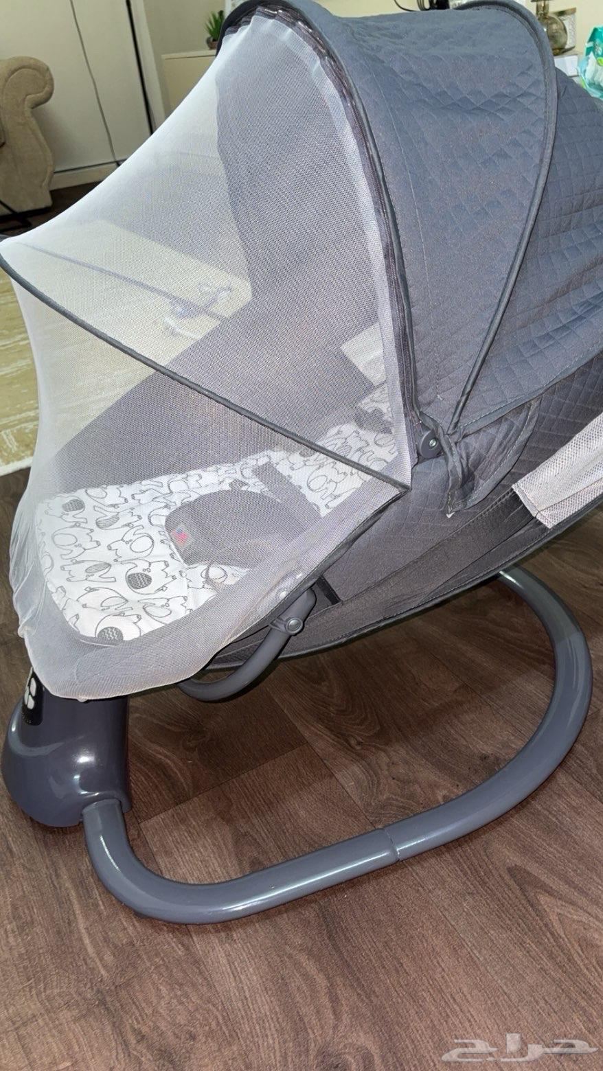 هزازه اطفال شبه جديدة64585210654465111