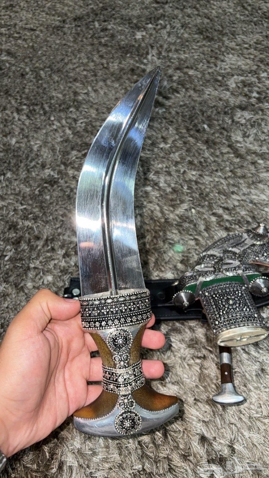 خنجر وتر شبيه الزراف64586997882753113