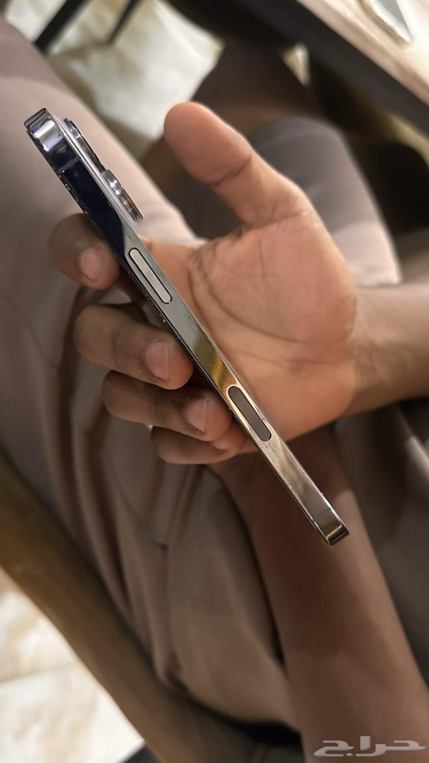 ايفون 13 برو ماكس مع كرتونه64583753472003112