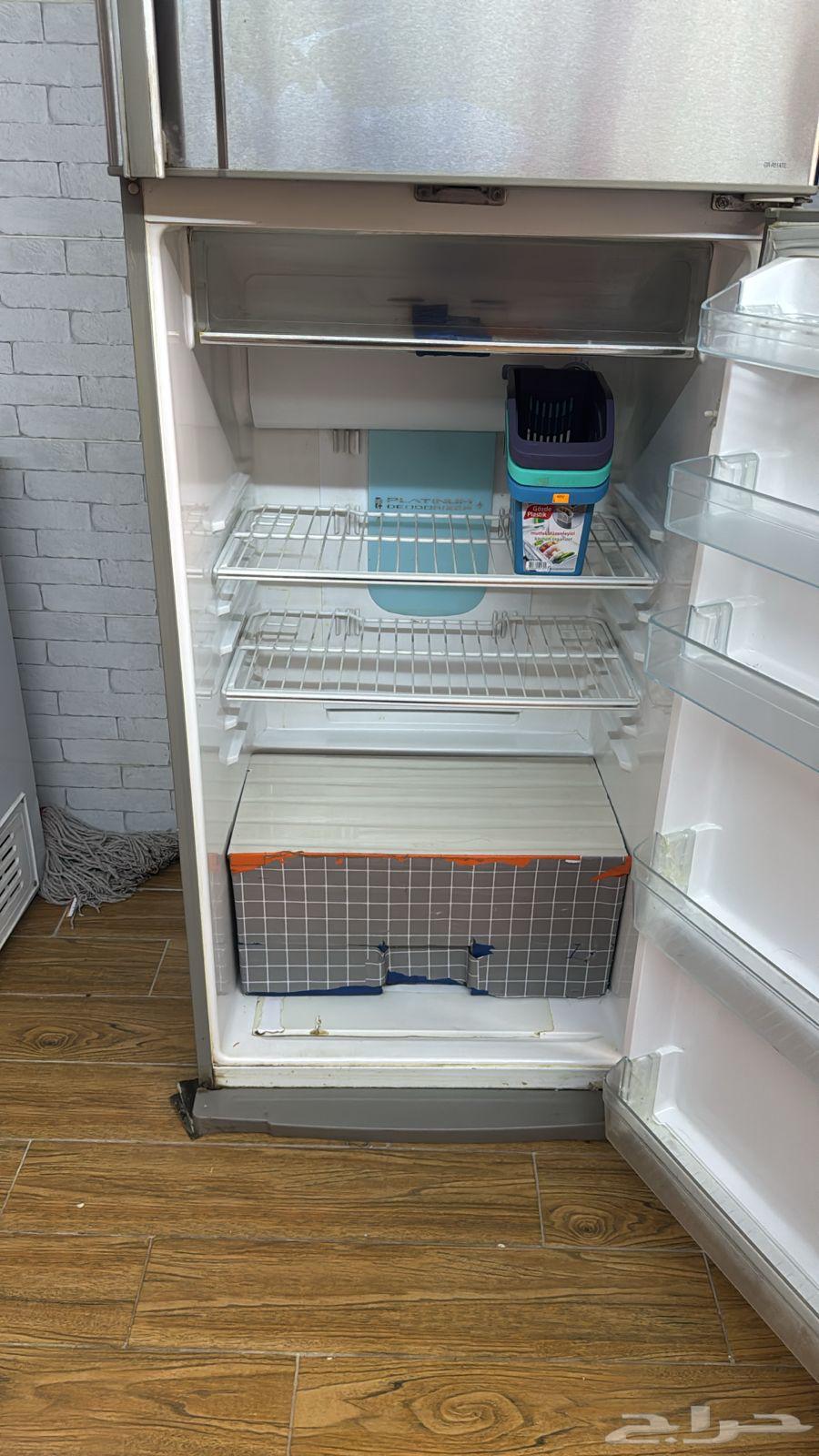 ثلاجة مافيه اي عيب ب 65064580458589442113