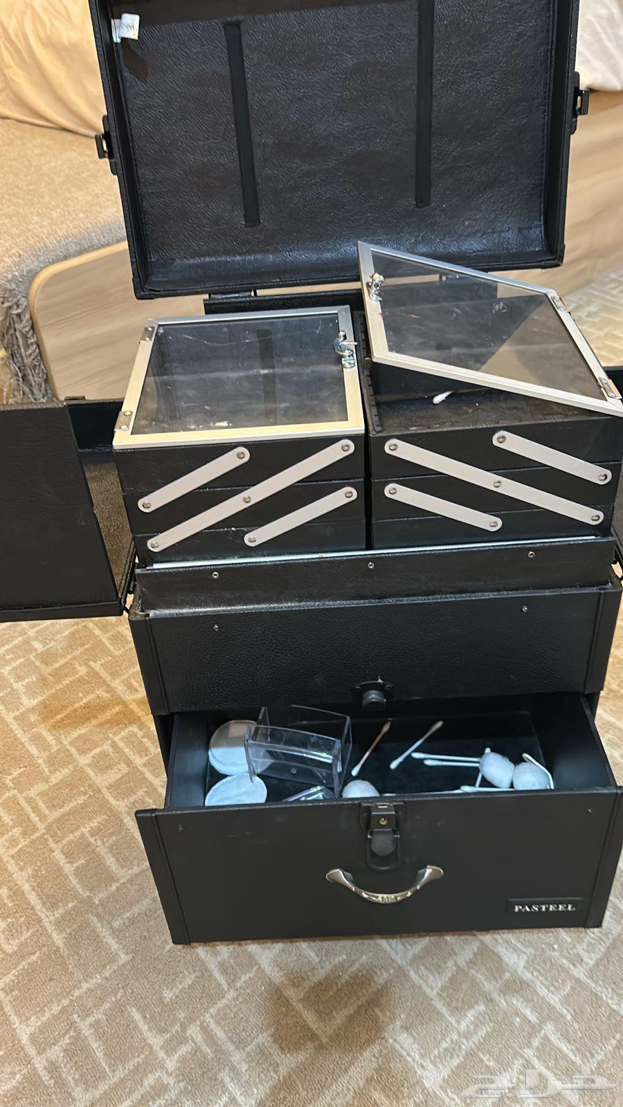 شنطة ميك اب64582740921347111