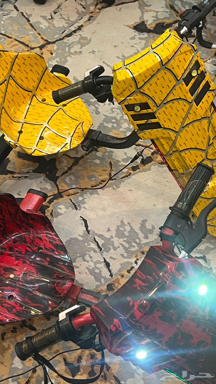 2 scooters in good condition, only need battery replacement for 400 riyals64581210579714110