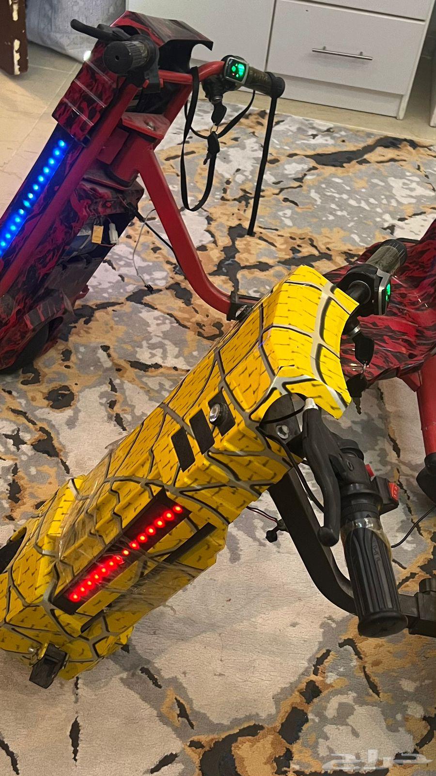 2 scooters in good condition, only need battery replacement for 400 riyals64581210579714112