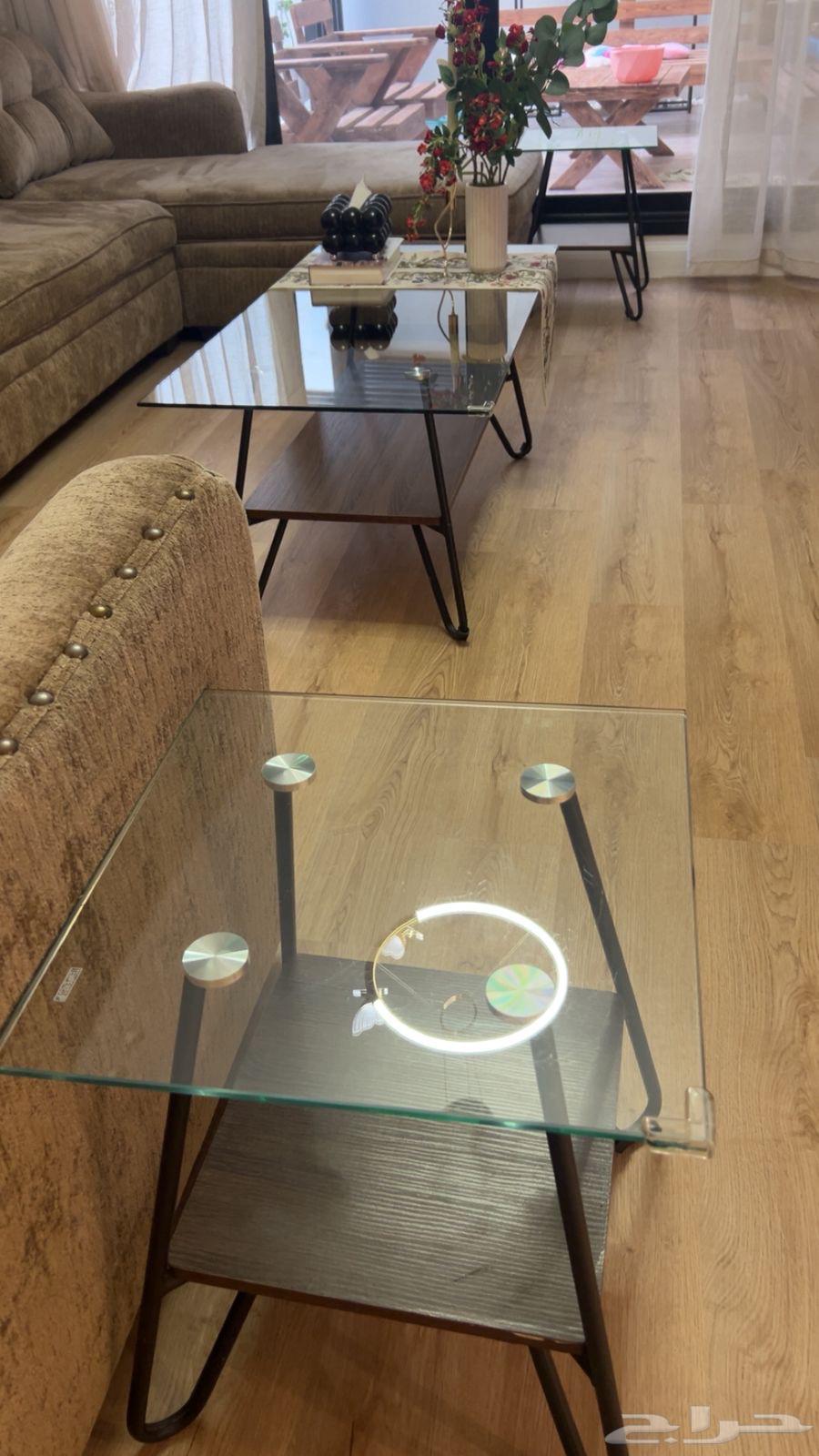 Coffee table64581100612097110