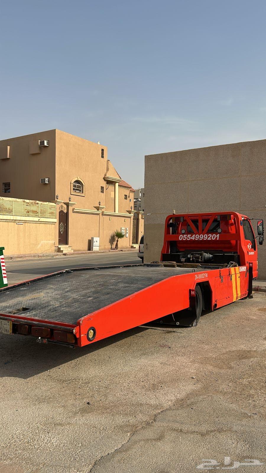 سطحة نقل وسحب المركبات64156037753602111
