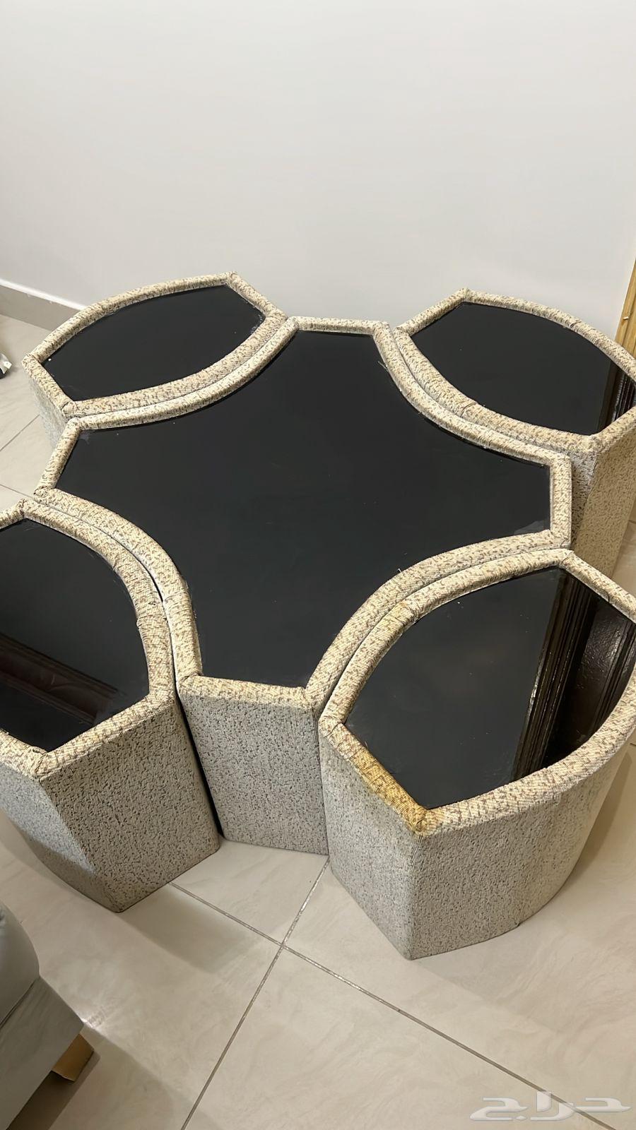 طاولات خدمة64585124480641110