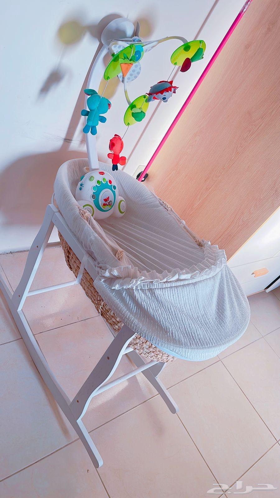 سرير مواليد و كارسيت و نطاطة اطفال64581127969665112