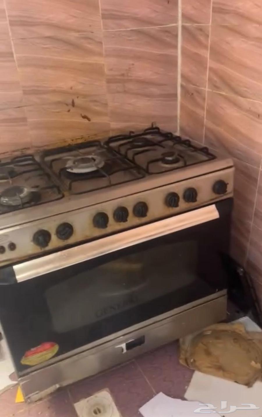 Oven for sale, used oven, price negotiable, please no haggling64582882736515110