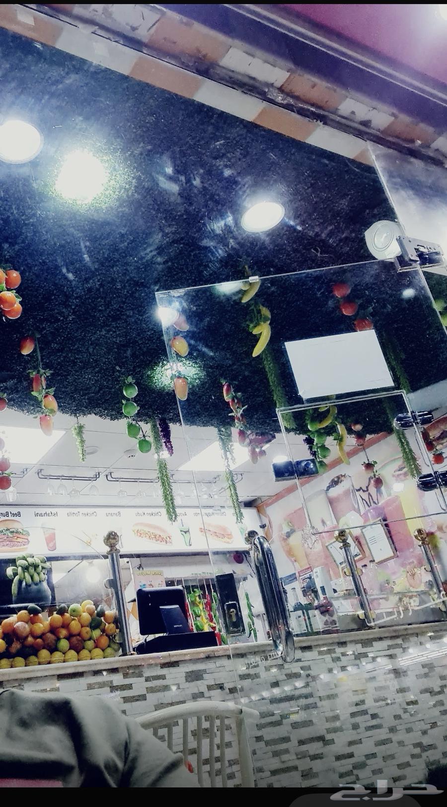 محل بوفيه وعصائر للتقبيل64584982154753112