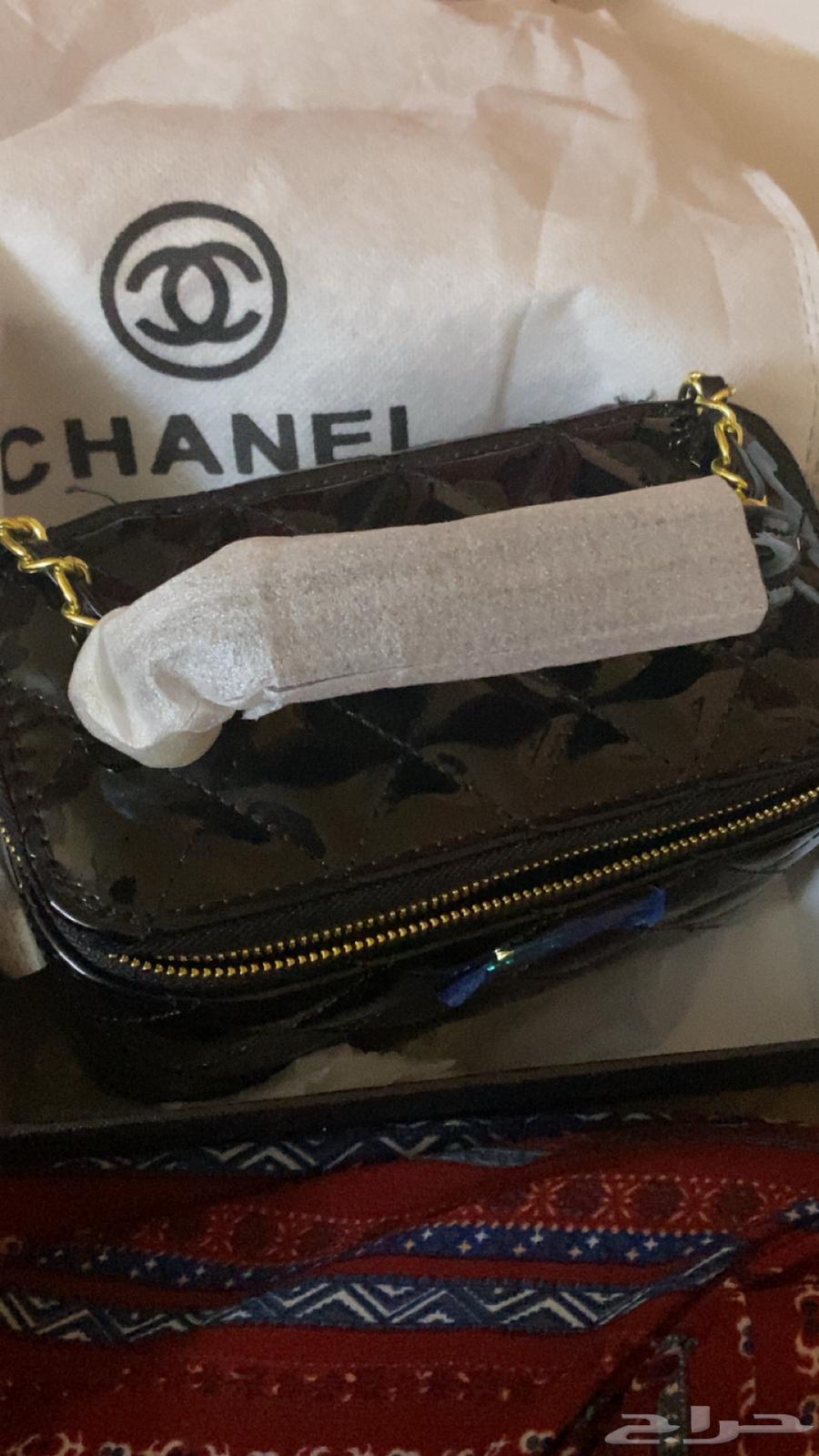 شنطة شانيل جديده ولا استخدمت سعر الشراء301سعر البيع200 واقل64593888417538110