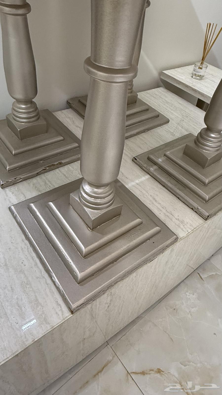 للبيع طاولة مع 6 طاولات خدمة64594344241666111