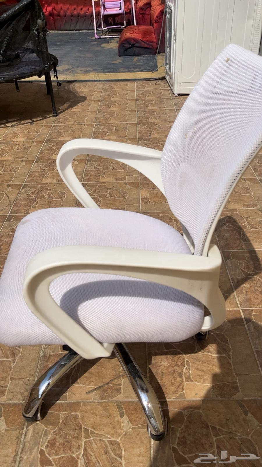 كرسي استعمال 8 شهور الظهريه مكسوره64590507738113113