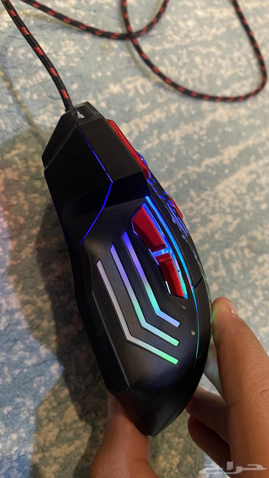 كيبورد v100 مع ماوس قيمينق للبيع64589079826817114