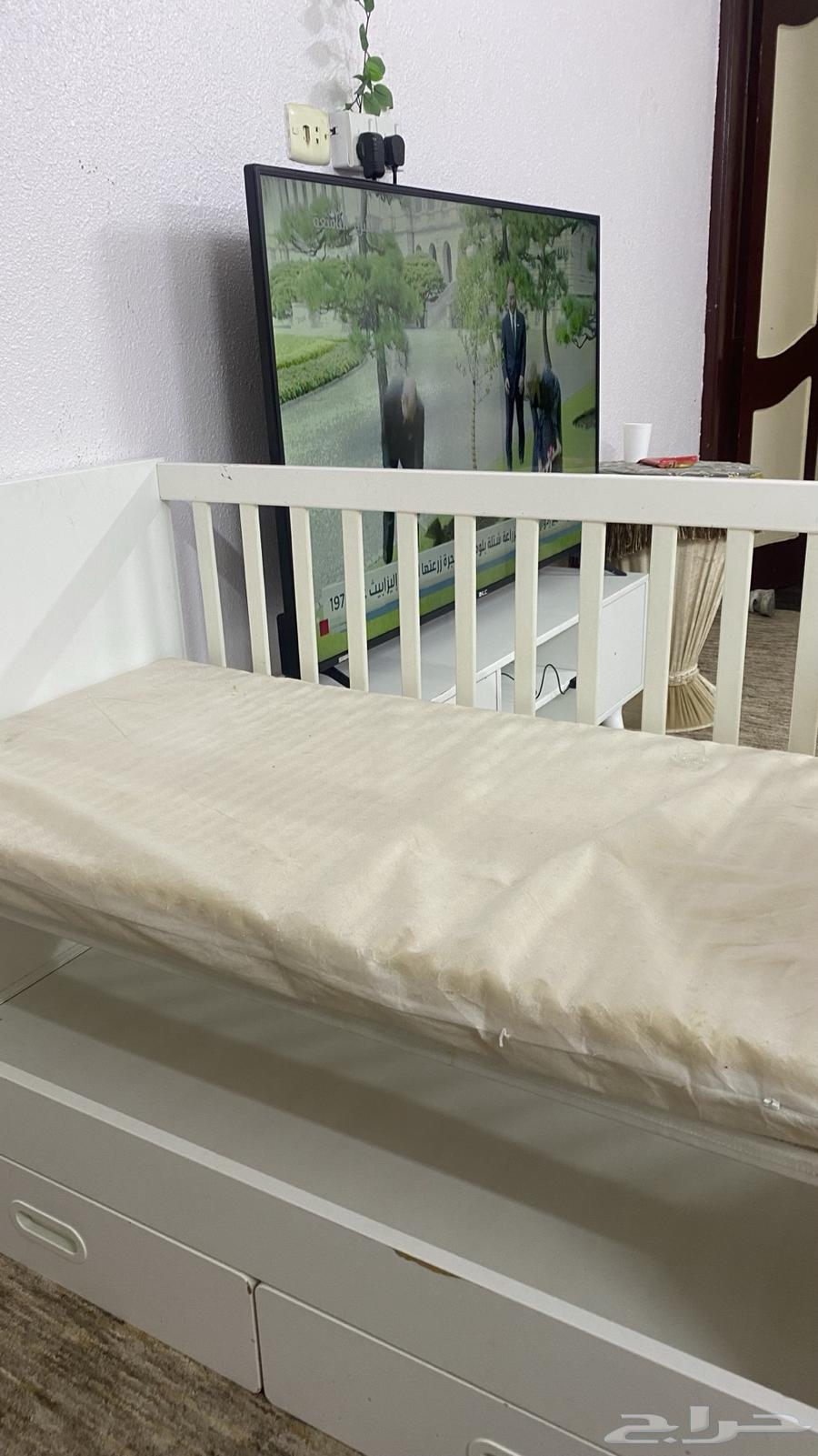 سرير اطفال من ايكيا64592902226690112