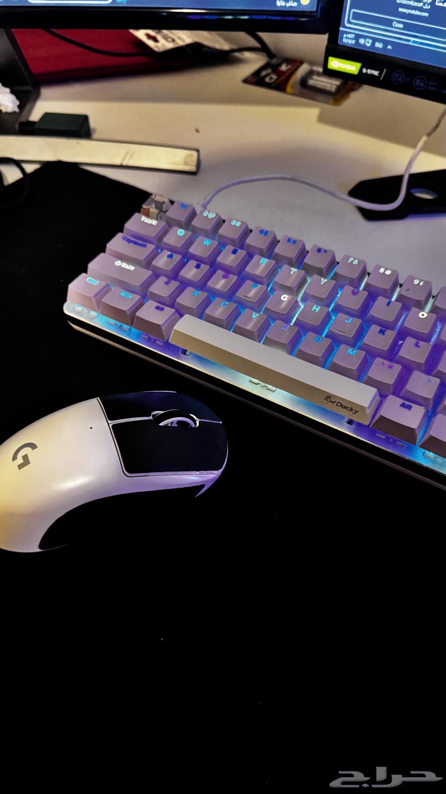 ماوس Logitech super light. وكيبورد glorious64593179556611113