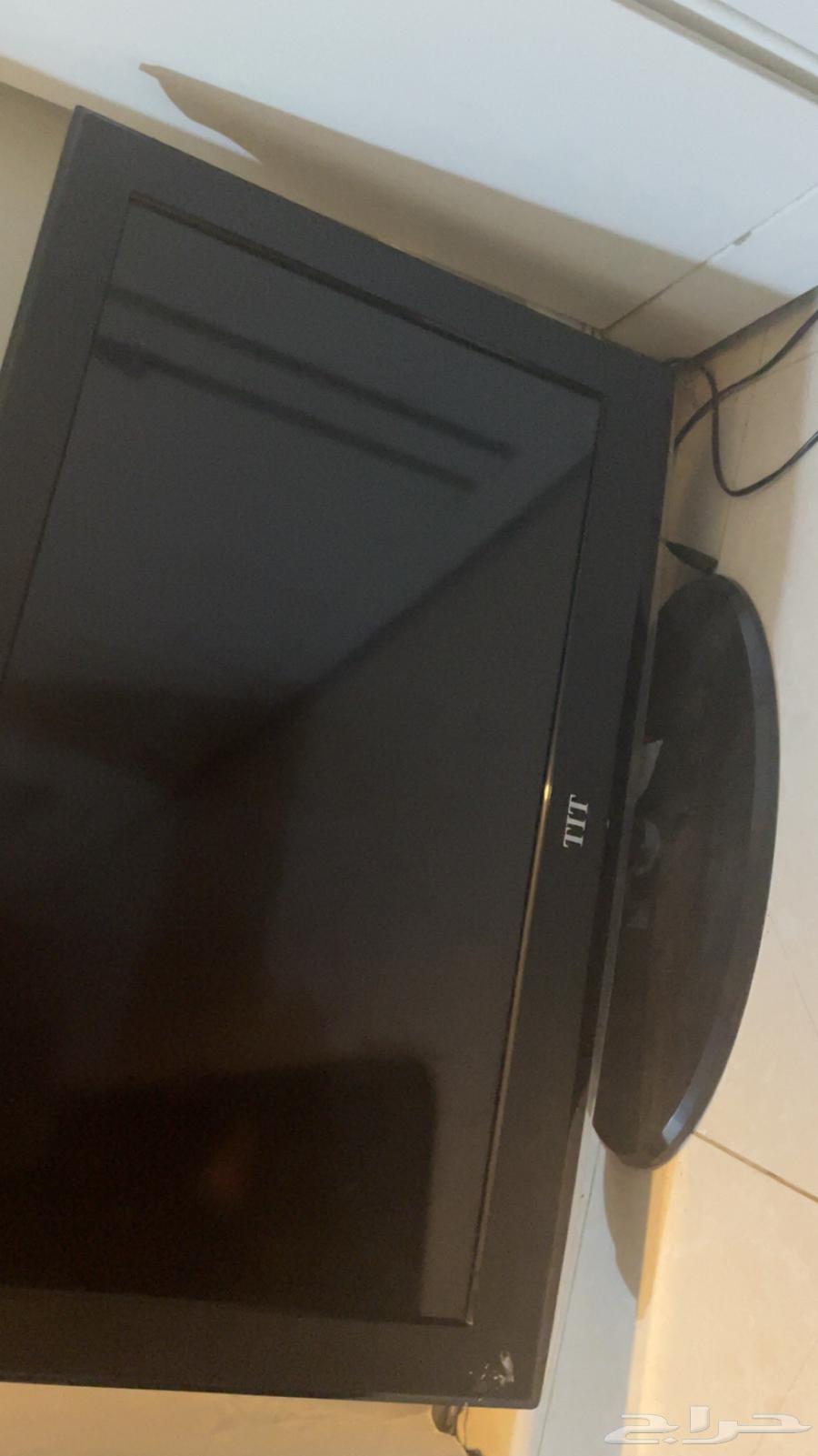 شاشة 32 بوصه نظيف مافيه عيوب وجهاز شاومي للتصفح النت64591864561667110