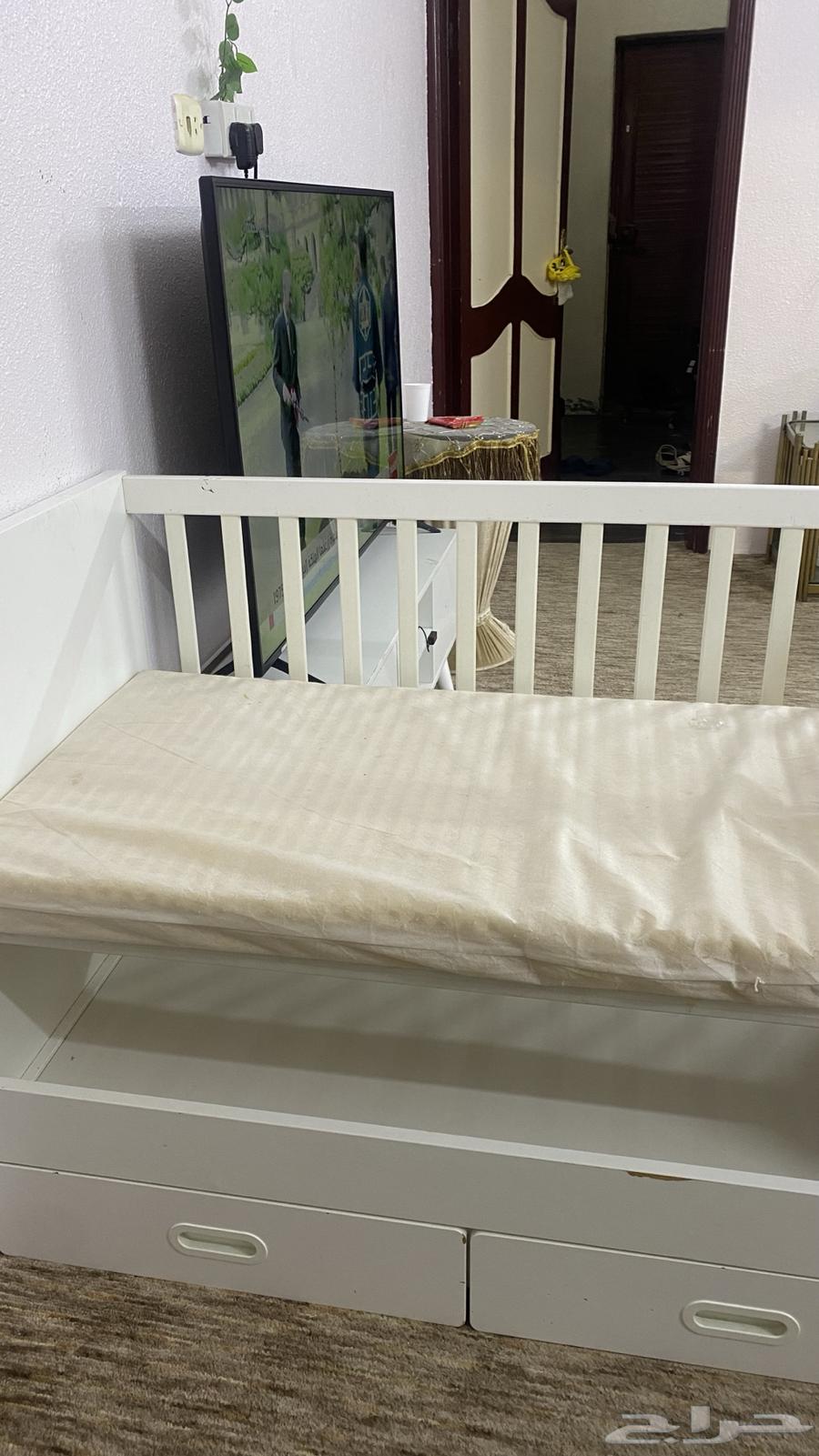 سرير اطفال من ايكيا64592902226690111