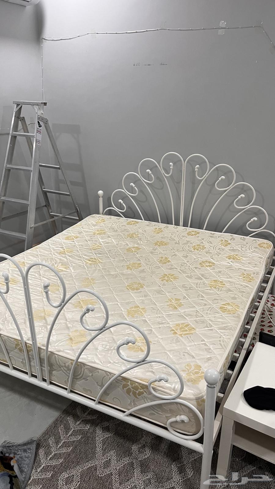 سرير للبيع64589475799169110