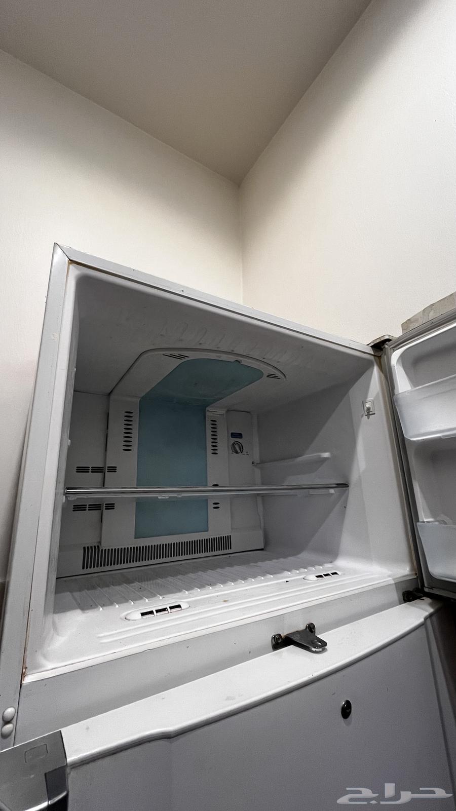 Used refrigerator in excellent condition64595304644739114