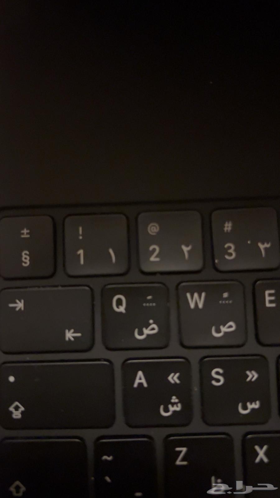 كيبورد ايباد اصلي64589514301570111
