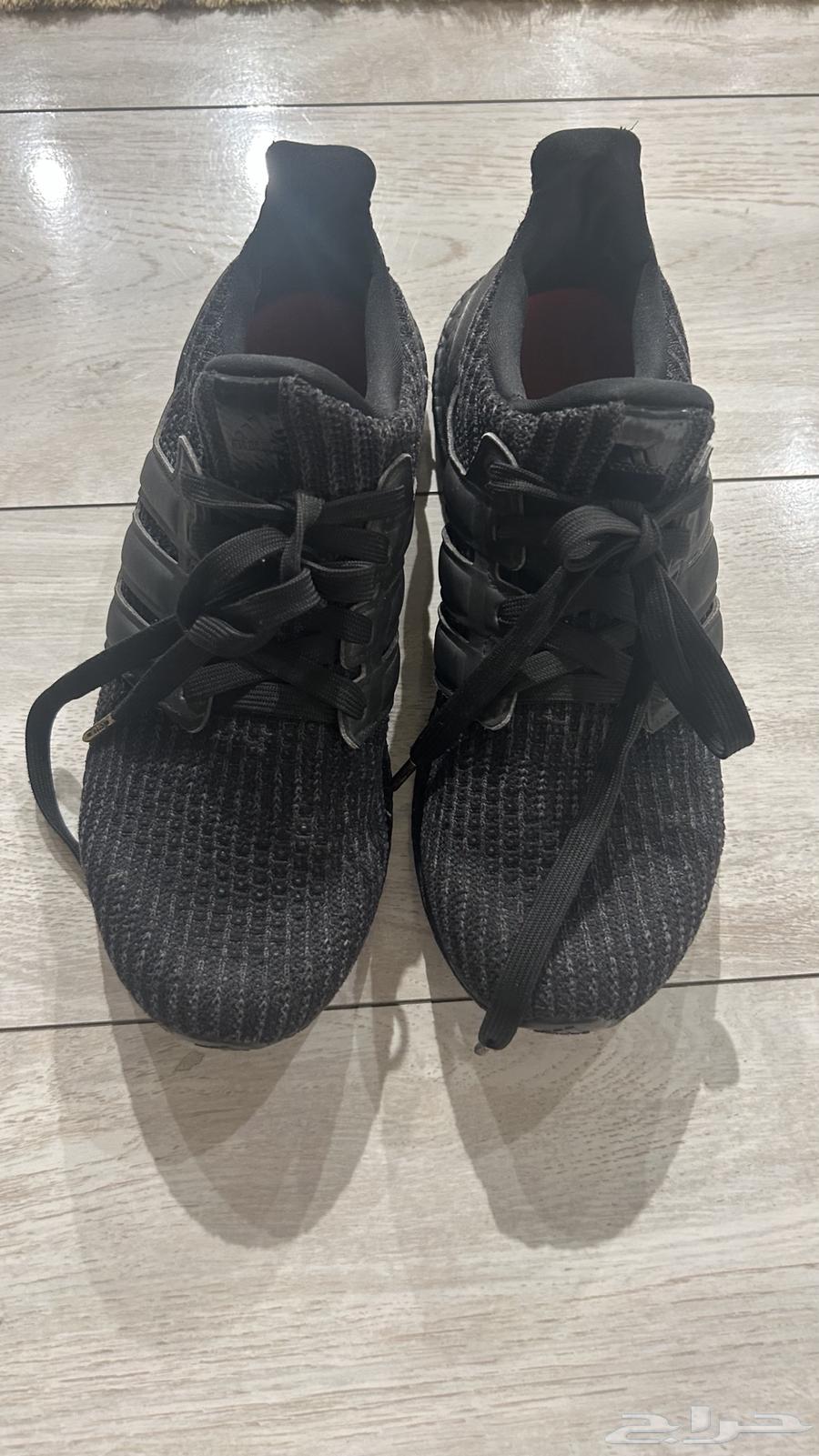 Adidas shoe used with insole64588420858371111