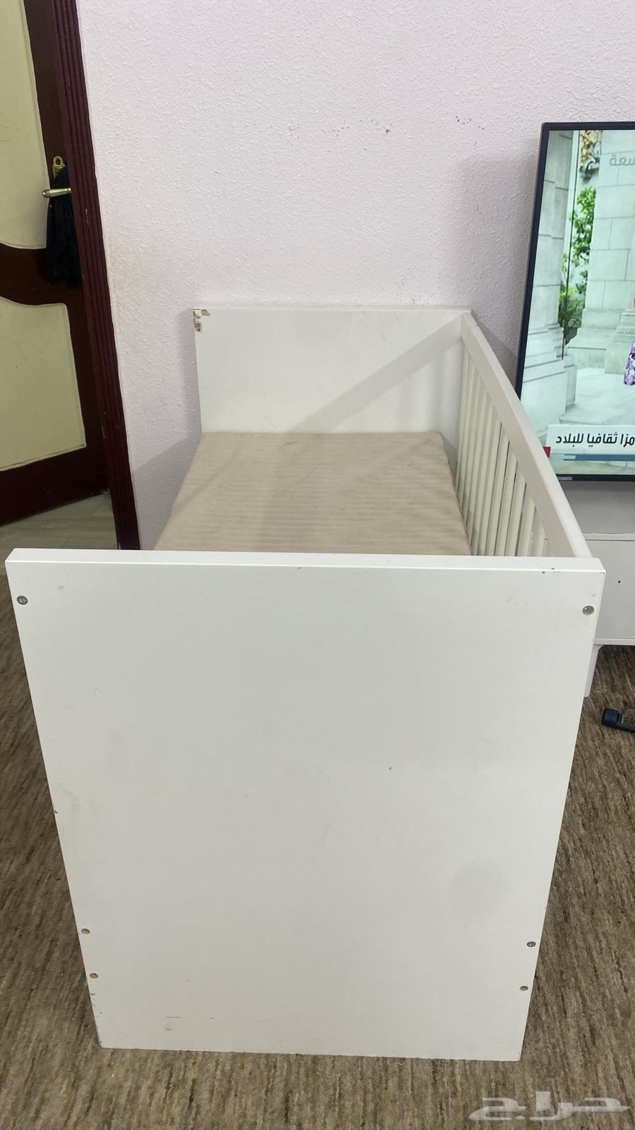 سرير اطفال من ايكيا64592902226690113