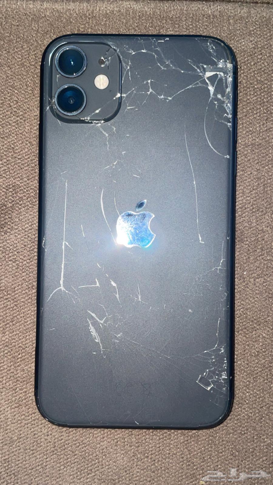 Regular iPhone 11 in good condition64595574638466110