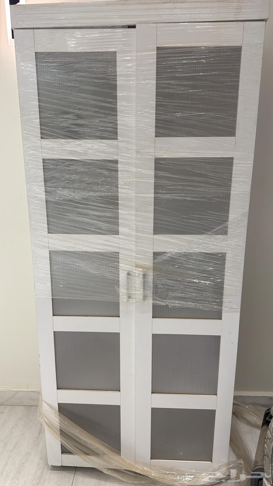 للبيع أثاث نظيف64589940571137110