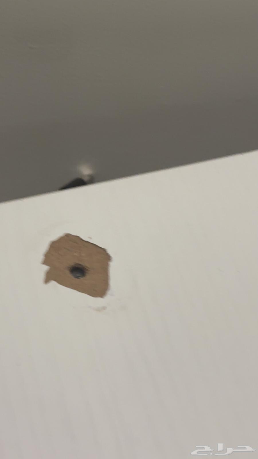 طاوله قيمنق ابيض64595771553026113