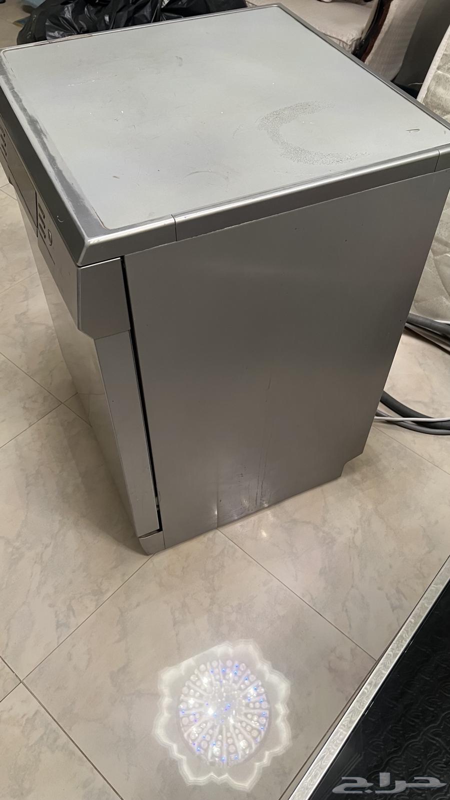 New dishwasher, never used, in excellent internal condition64596253510914113