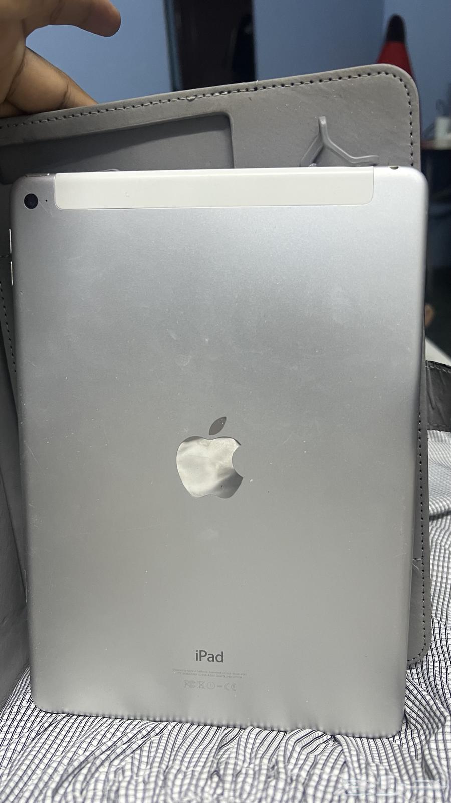 ايباد اير2 الشاشه مكسوره والبصمه لا تعمل والبطاريه ضعيفه64589755451011110