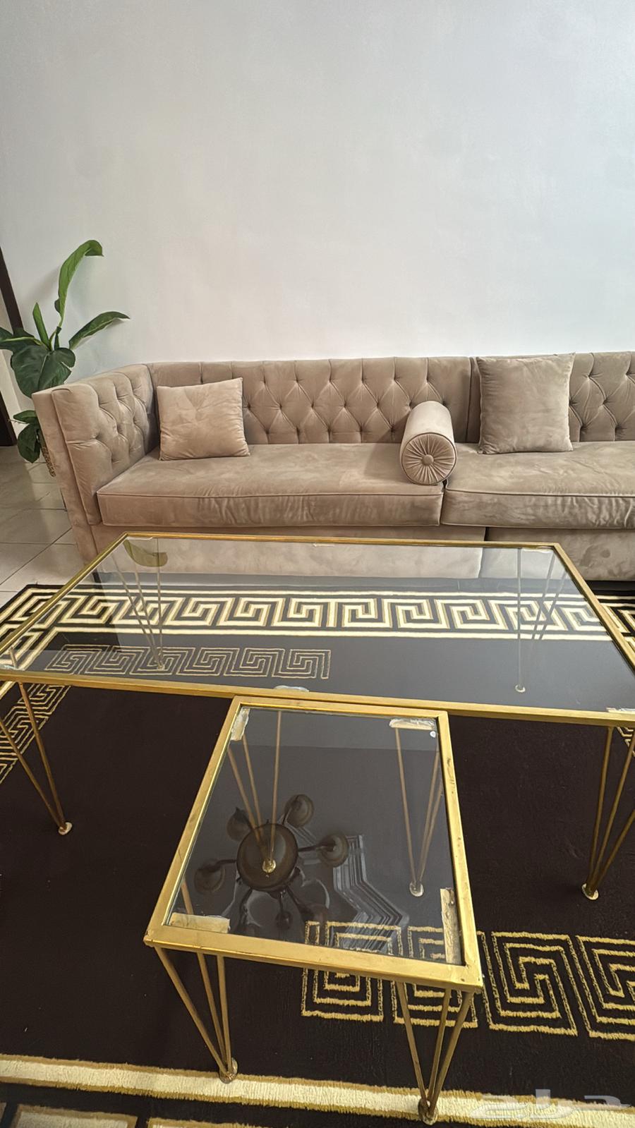 طاولة قزاز جديده64591214130947110